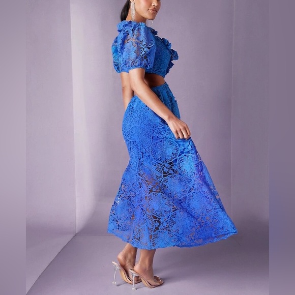 Ruffle Trim Cut Out Waist Lace Overlay Dress - Picture 2 of 8